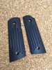 Picture of HD-308 Carry Groove Grips for Compact 1911s - Square Bottom